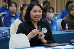 LINE_ALBUM_27169_260127_28