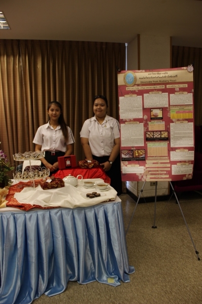 ตลาดนัดผลงาน นศ._171128_0052