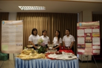 ตลาดนัดผลงาน นศ._171128_0053