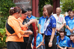 P1362232