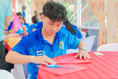 P1362553