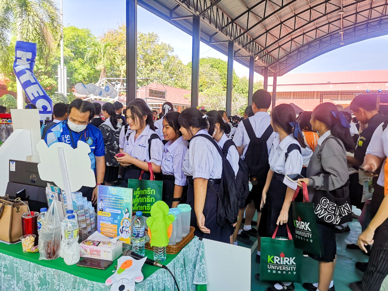 LINE_ALBUM_รร.เขาฉกรรจ์​_241129_16