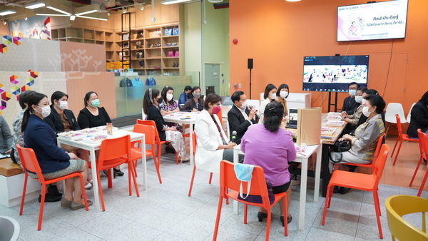 JOY09103_resize
