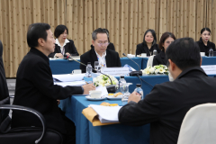 LINE_ALBUM_อธิการประชุมศูนย์-02.02.69_260202_12