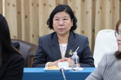 LINE_ALBUM_อธิการประชุมศูนย์-02.02.69_260202_24