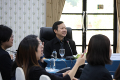 LINE_ALBUM_อธิการประชุมศูนย์-02.02.69_260202_4