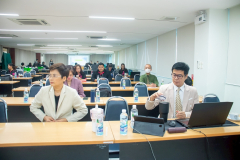 LINE_ALBUM_เขียนบทความด้วย-AI_250703_9