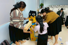 LINE_ALBUM_21268_251202_19_0