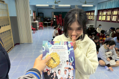 LINE_ALBUM_11268_251202_15