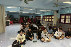 LINE_ALBUM_11268_251202_6