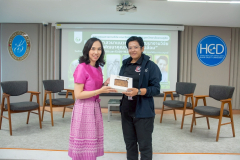 LINE_ALBUM_เสวนาวิจัย-29.7.68_250730_16