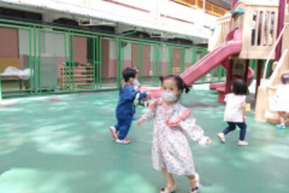 LINE_ALBUM_Room-Lotus_๒๒๐๕๒๗_58