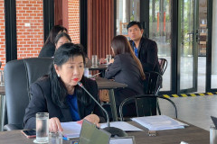 LINE_ALBUM_29468_250429_15