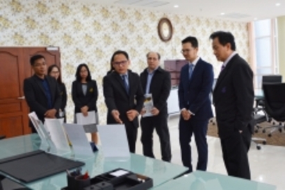 พบท่านอธิการบดี_1