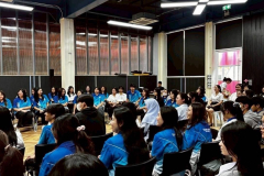 LINE_ALBUM_12425-_1_251204_5