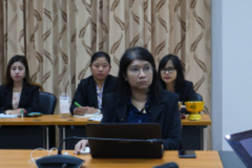 ประชุมศูนย์ตรังพฤ_201104_12