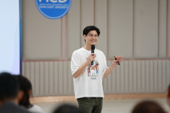 1X1A1550_resize