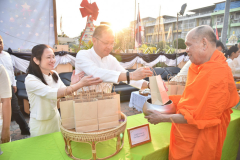 LINE_ALBUM_ตักบาตรปีใหม่-1-1-69_260105_6