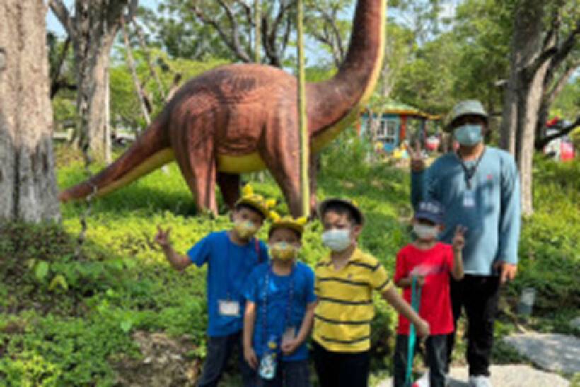 LINE_ALBUM__230501_149