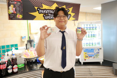 1X1A7144_resize