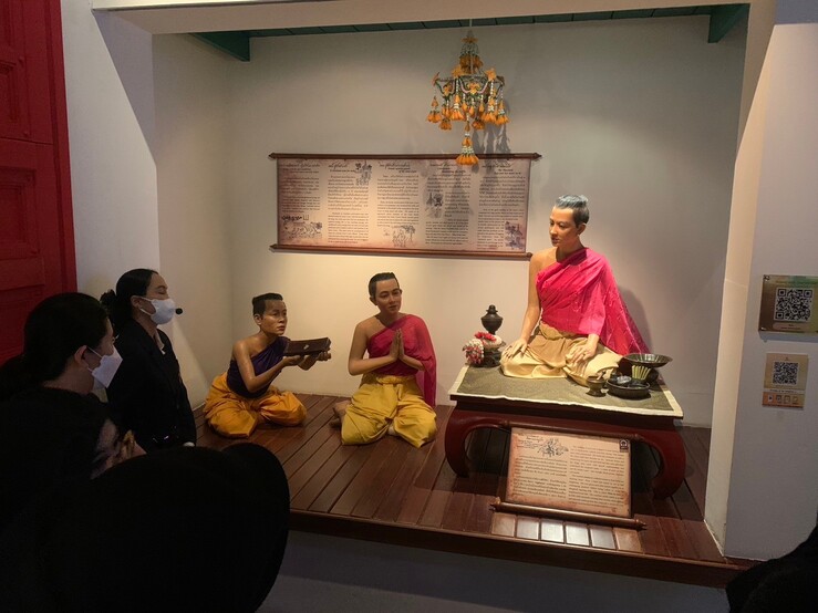 63-ดูงานนิทรรศฯ_240703_10