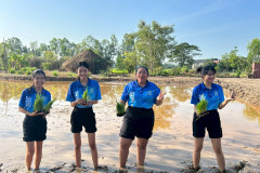 LINE_ALBUM_กำนันสว่าง-2-มีคน.69_260305_17