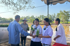 LINE_ALBUM_กำนันสว่าง-2-มีคน.69_260305_20