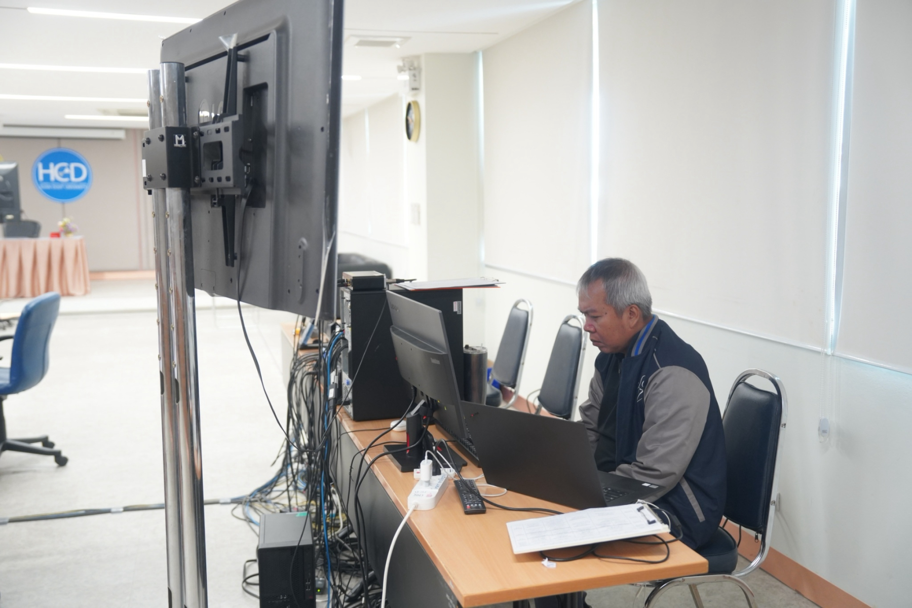 LINE_ALBUM_2026.10.6_261006_35