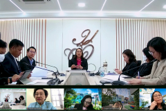 LINE_ALBUM_2025.10.3-_1_251003_22