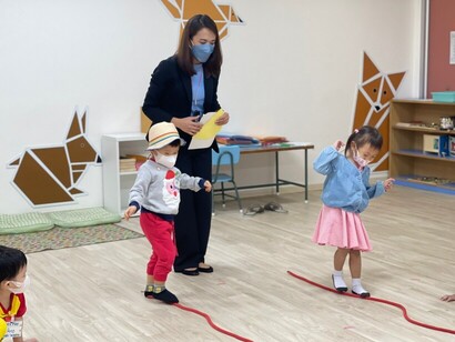 LINE_ALBUM_Room-Lily_๒๒๐๕๐๖_58