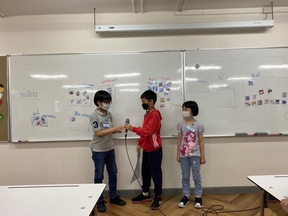 LINE_ALBUM_Room-Moon_๒๒๐๕๐๖_137