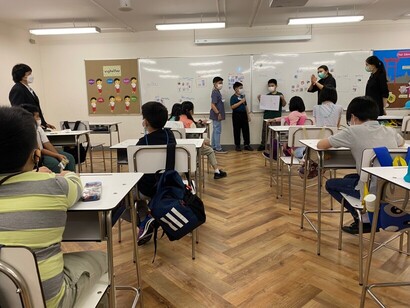 LINE_ALBUM_Room-Moon_๒๒๐๕๐๖_143