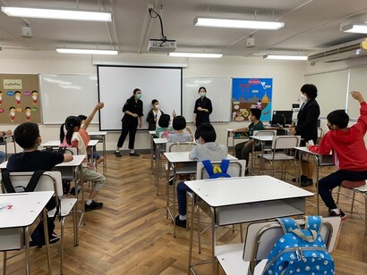 LINE_ALBUM_Room-Moon_๒๒๐๕๐๖_186