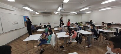 LINE_ALBUM_Room-Moon_๒๒๐๕๐๖_92