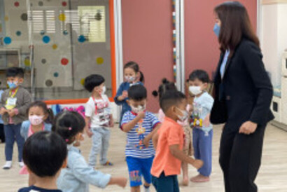 LINE_ALBUM_Room-Lily_๒๒๐๕๐๖_40 LINE_ALBUM_Room-Lily_๒๒๐๕๐๖_40