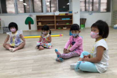 LINE_ALBUM_Room-Lotus_๒๒๐๕๐๖_21_0 LINE_ALBUM_Room-Lotus_๒๒๐๕๐๖_21_0