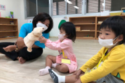 LINE_ALBUM_Room-Lotus_๒๒๐๕๐๖_7 LINE_ALBUM_Room-Lotus_๒๒๐๕๐๖_7