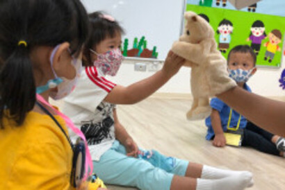 LINE_ALBUM_Room-Lotus_๒๒๐๕๐๖_8 LINE_ALBUM_Room-Lotus_๒๒๐๕๐๖_8