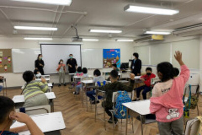 LINE_ALBUM_Room-Moon_๒๒๐๕๐๖_188