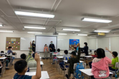 LINE_ALBUM_Room-Moon_๒๒๐๕๐๖_190
