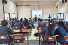 LINE_ALBUM_โรงเรียนสตรีอ่างทอง-2-ก.พ.69_260206_1