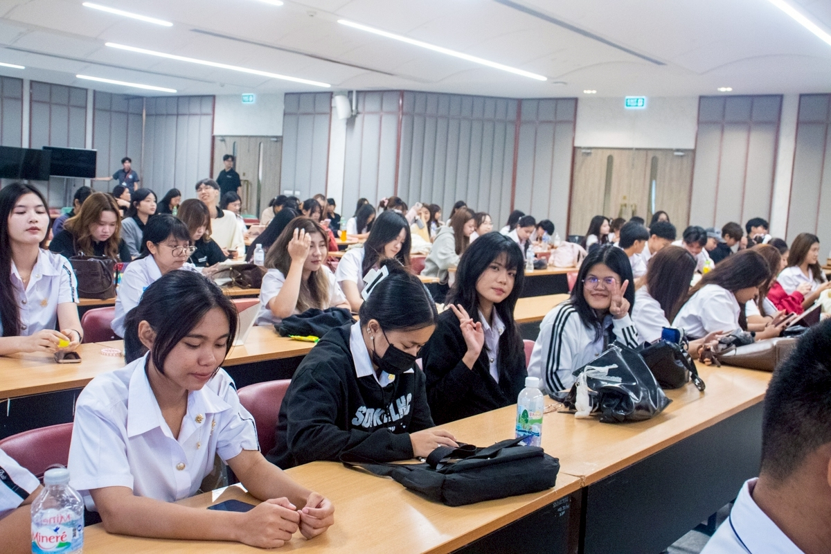 LINE_ALBUM_2026.7.6_260706_22