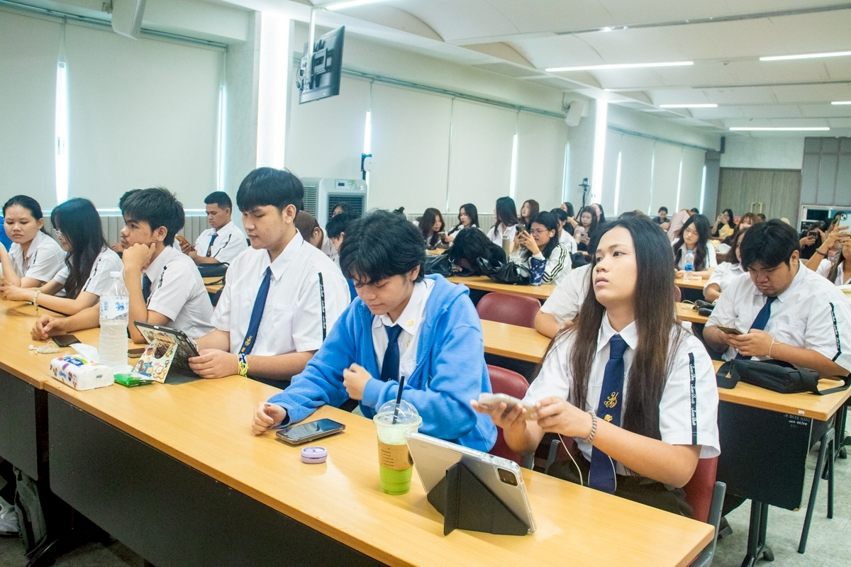 LINE_ALBUM_2026.7.6_260706_47