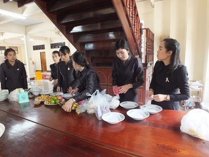 ทำบุญ5ตค._171006_0009