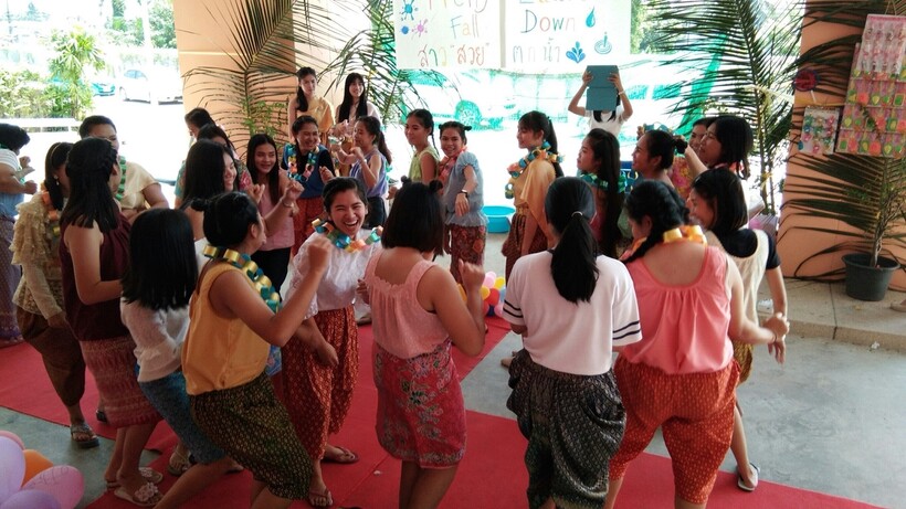 งานลอยกระทง3 พย._171106_0005