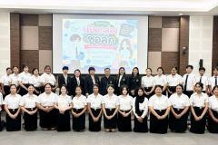 LINE_ALBUM_582026_260805_11
