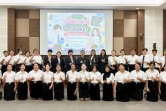 LINE_ALBUM_582026_260805_13