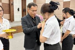 LINE_ALBUM_582026_260805_19