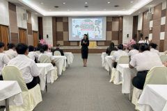 LINE_ALBUM_582026_260805_28