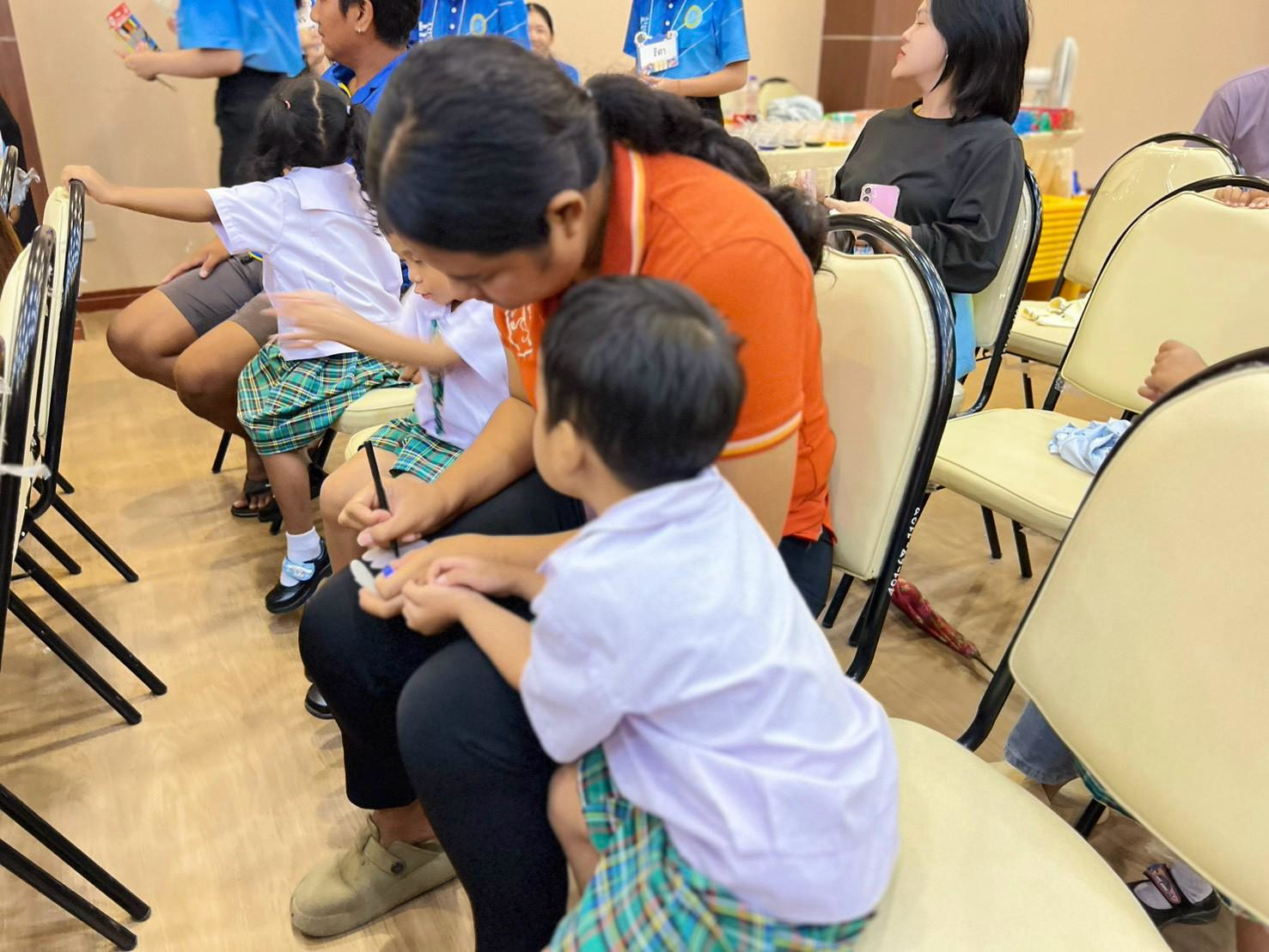 LINE_ALBUM_stem-with-heart_260901_144